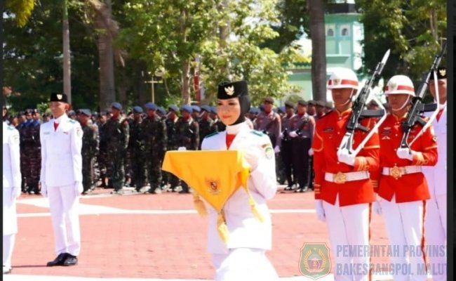 HUT KE-81 RI di sofifi ini Dua Sosok Pembawa Bendera Merah Putih pada Upacara Kenaikan dan Penurunan HUT KE-81 RI di sofifi ini Dua Sosok Pembawa Bendera Merah Putih pada Upacara Kenaikan dan Penurunan